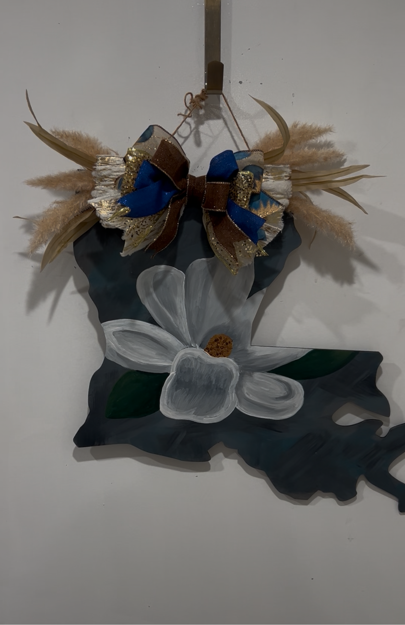 Magnolia State of Mind Door Hanger – Southern Charm with a Luxe Twist